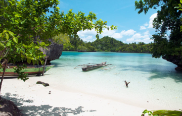 Dore Atri Homestay, Yenbeser, Pulau Gam, Raja Ampat