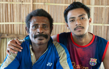 Franky Mambrasar, Raja Ampat Bird of Paradise guide for Waigeo (at left)