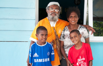 Raja Ampat guide Martin Makusi and family