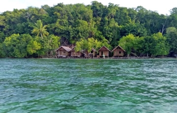 Mambetron Homestay, Kri, Raja Ampat