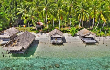 Bon Wauw Homestay, Pulau Manyaifun, West Waigeo, Raja Ampat