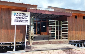 Raja Ampat Homestay Information Center, Waisai