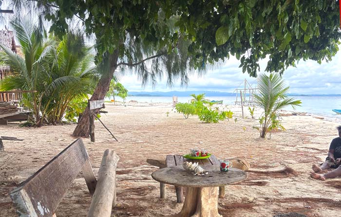 Angga Homestay, Yefkabu, West Waigeo, Raja Ampat